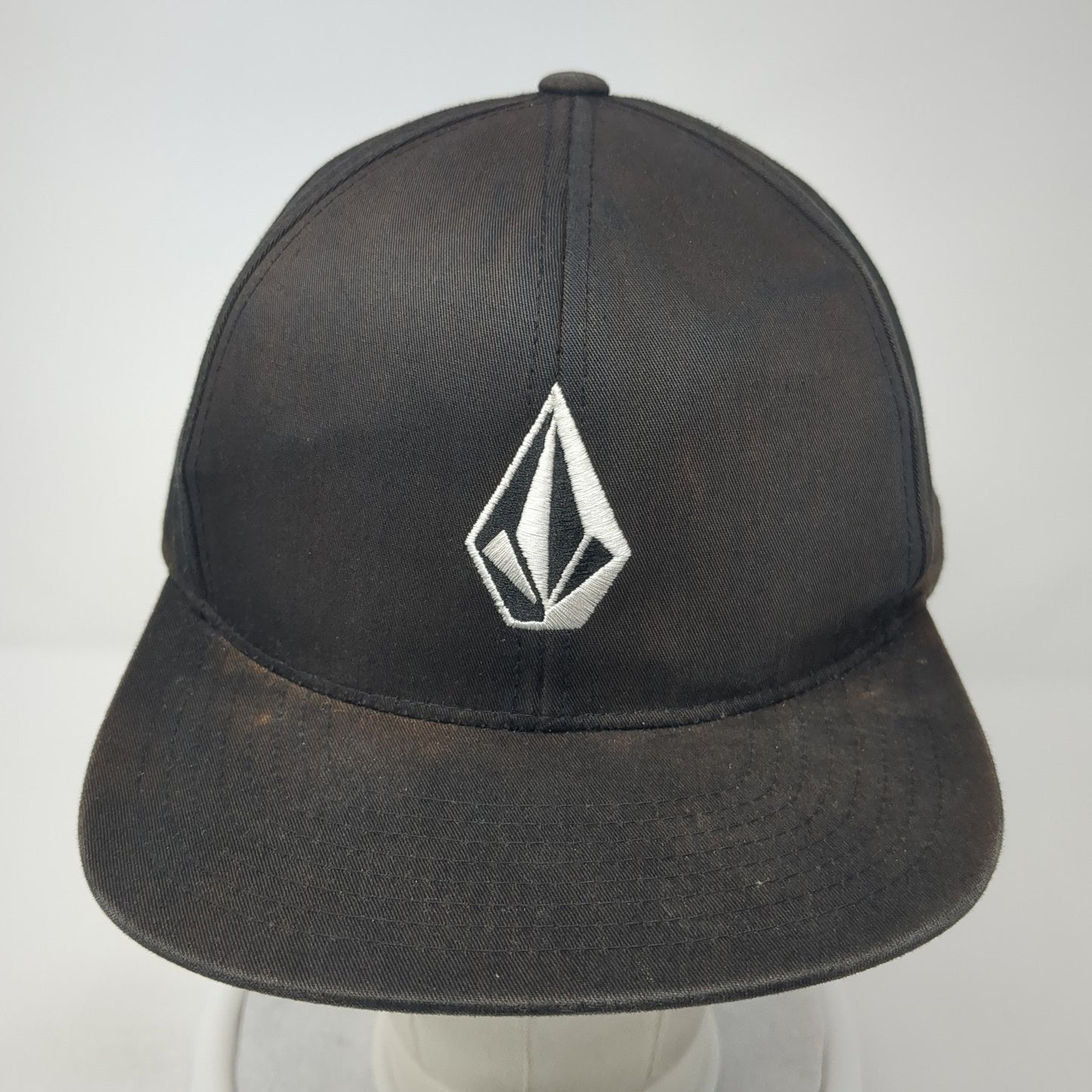 Volcom Snapback Hat Black One Size Adjustable Embroidered Vented Holes 6 Panel