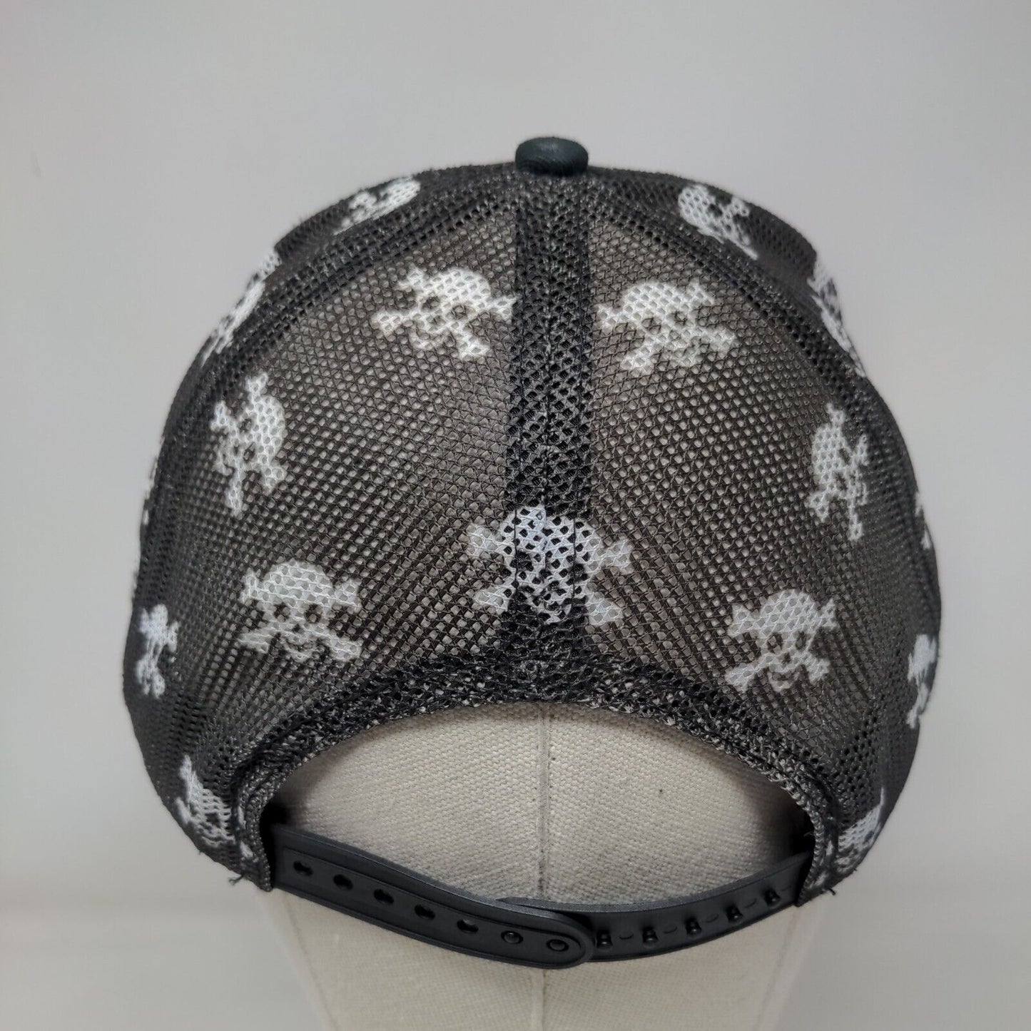 BIG ENGINE Snapback Trucker Hat Black OSFA Skull Print Mesh Back Katl Sport Cap