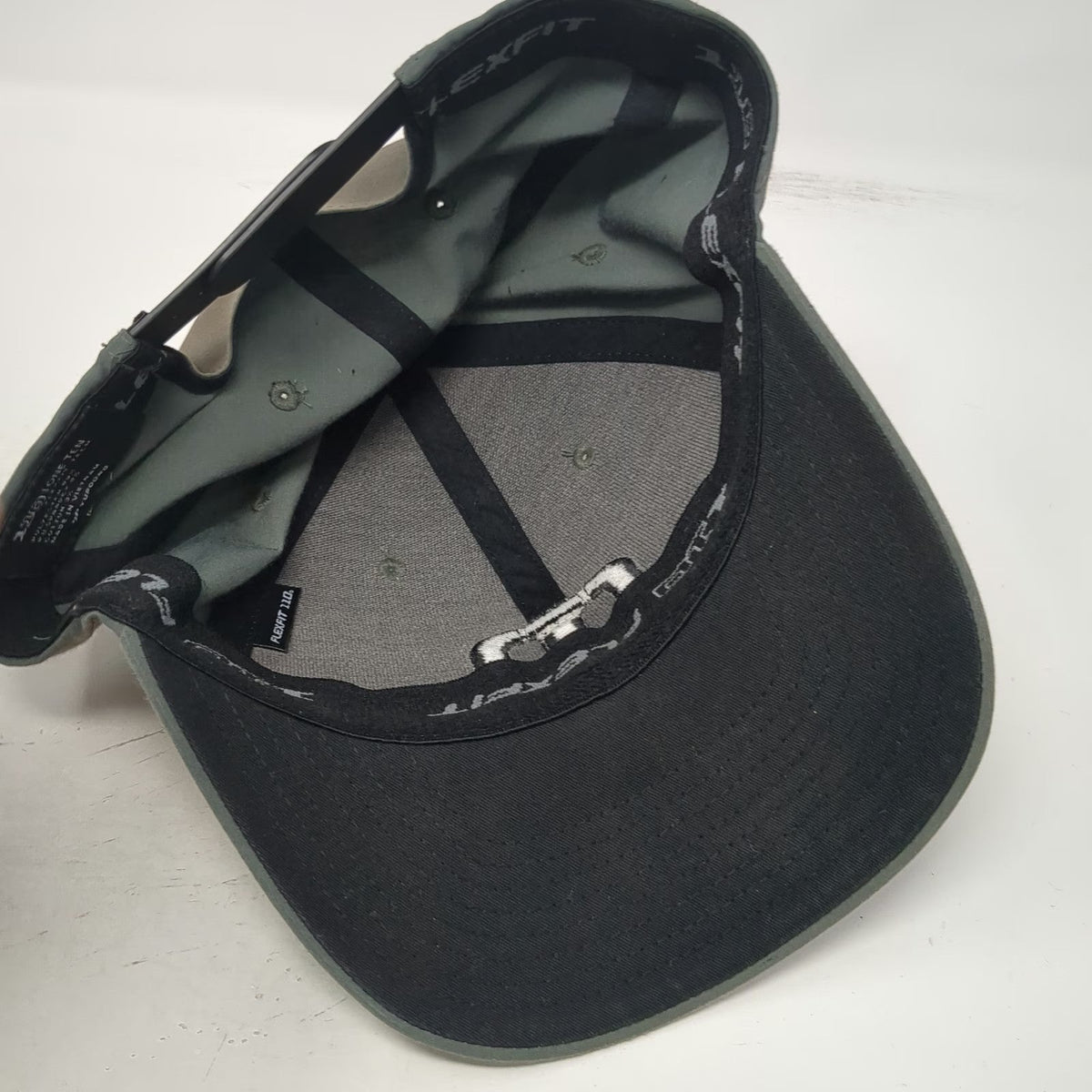 TravisMathew Snapback Hat Brown One Size Flexfit 110 Embossed Logo Golf Sport