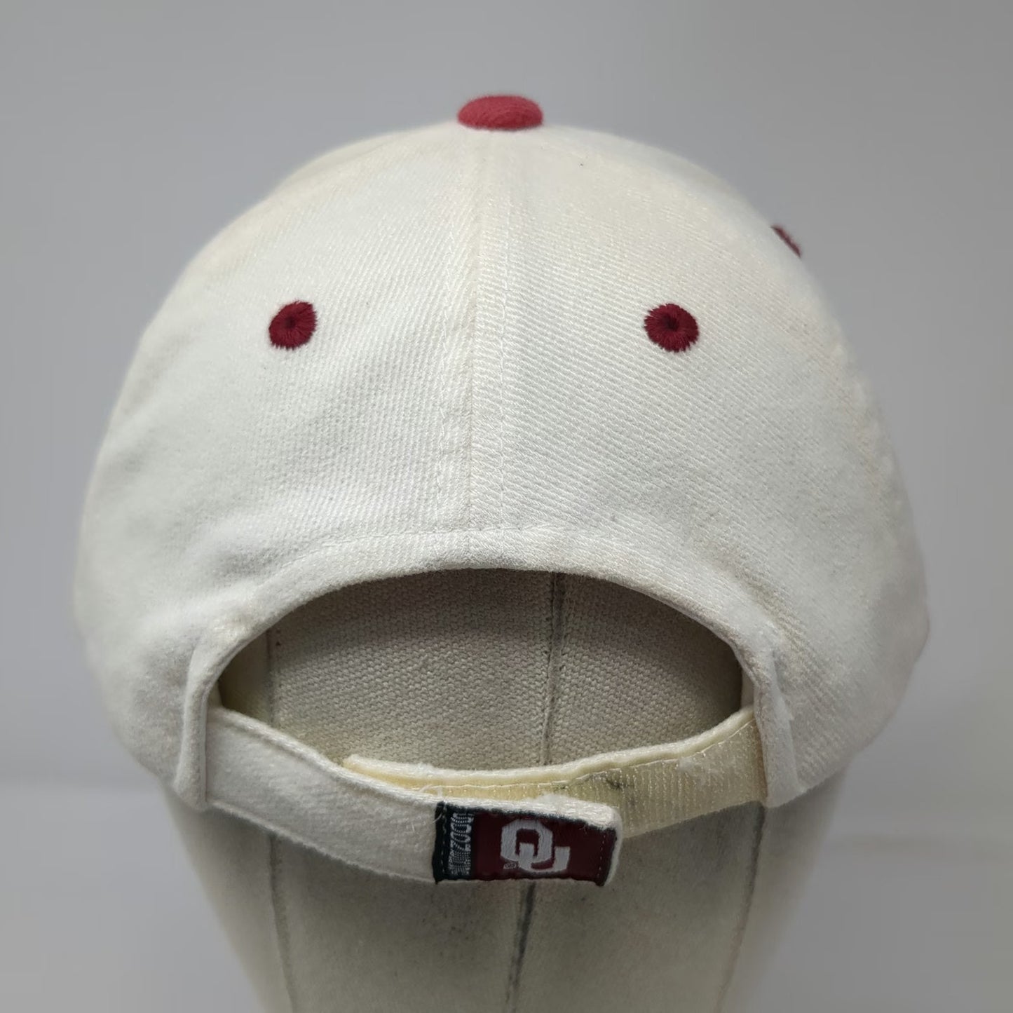 Oklahoma Sooners NCAA Top of the World Cap White One Size Strapback Embroidered