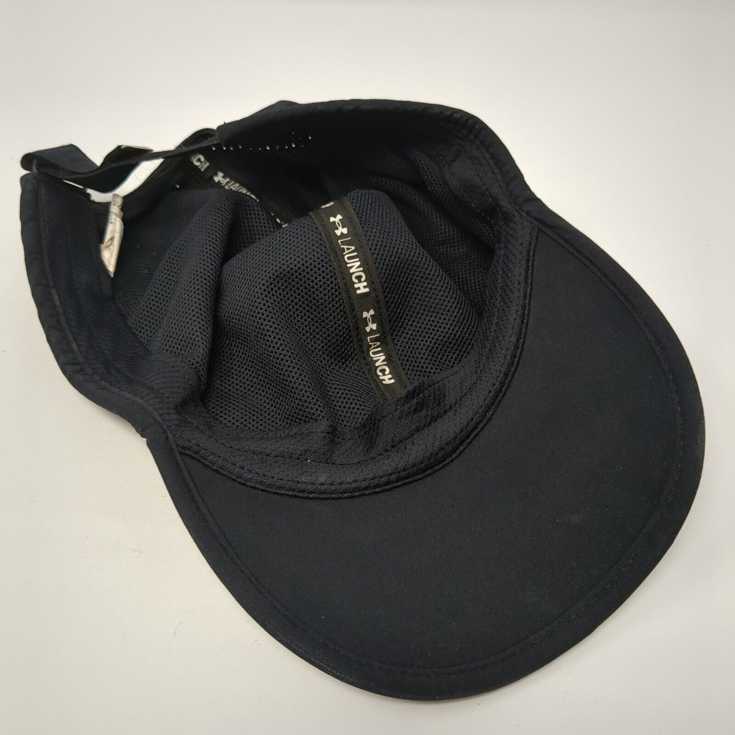 Under Armour Launch Women's Strapback Hat Black One Size Adjustable Polyester