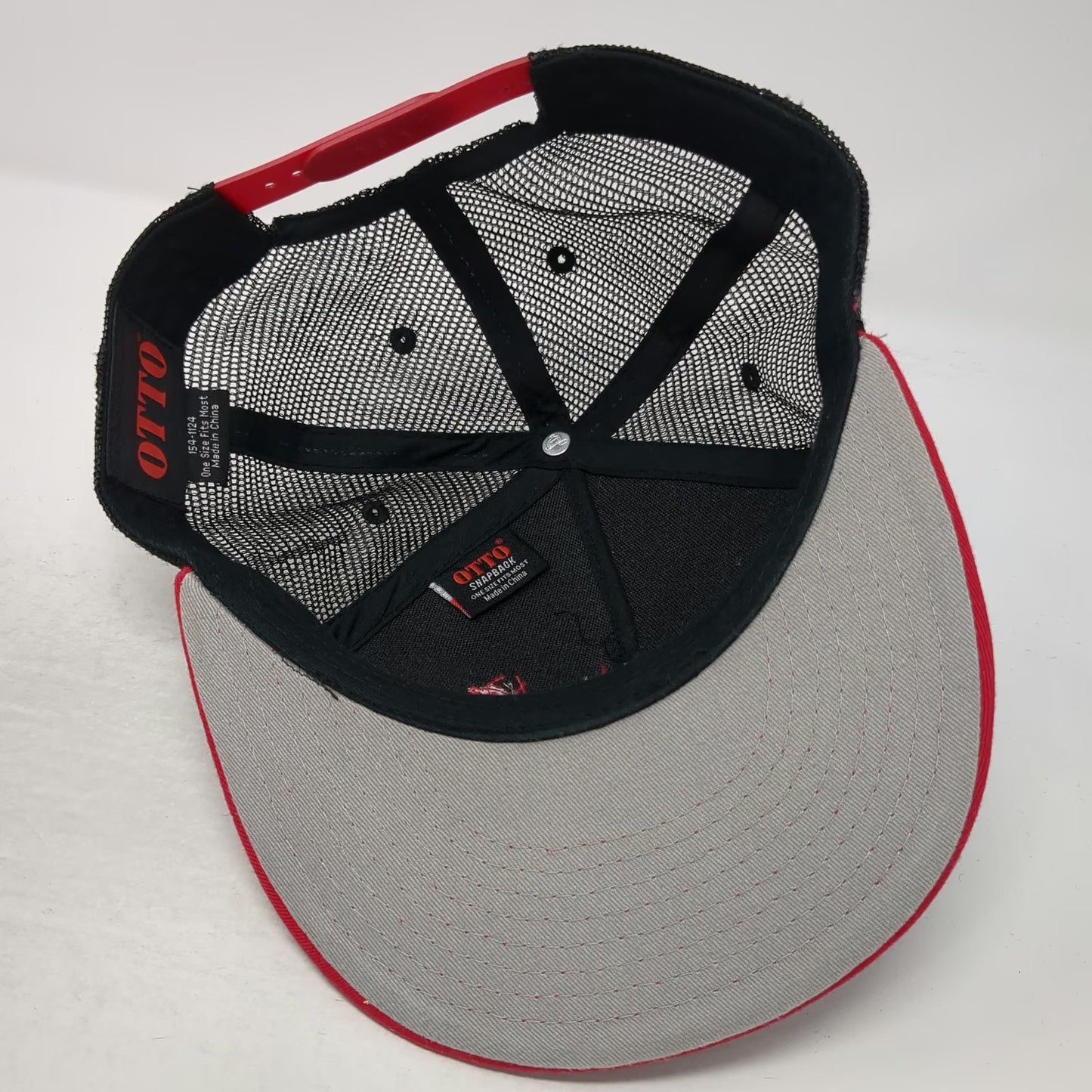 Otto Trucker Hat Black Red One Size R&R Barbeque SLC UT Pig Mesh Snapback