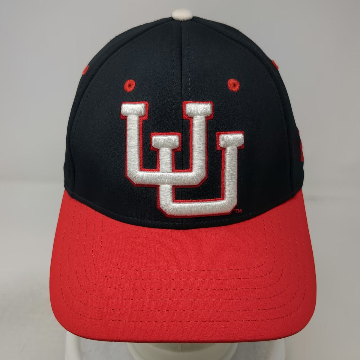 Under Armour Utah Utes NCAA Cap Black Red White XL Stretch Fit Hat Embroidered