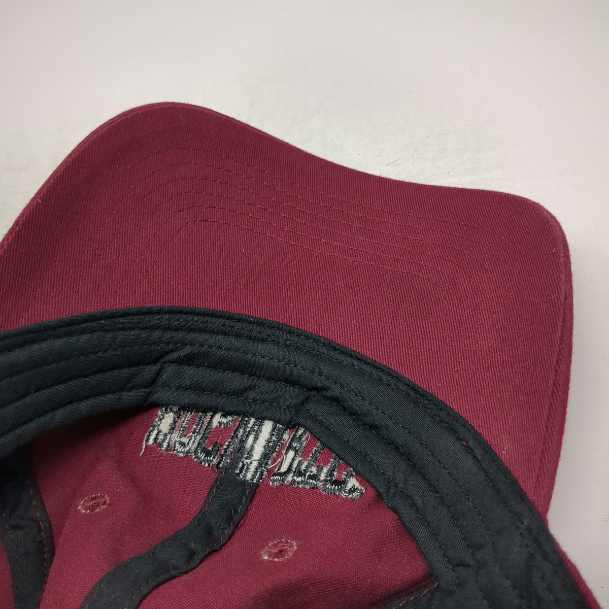 Harry Potter Baseball Cap Red One Size Hogwarts Crest Slideback Embroidered Hat