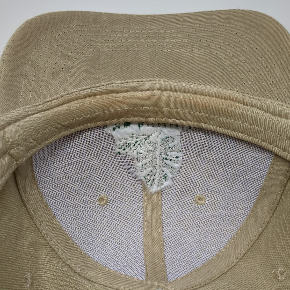 Avery Dennison Baseball Cap Beige One Size Summit Mexico 2025 Leaf Logo Hat