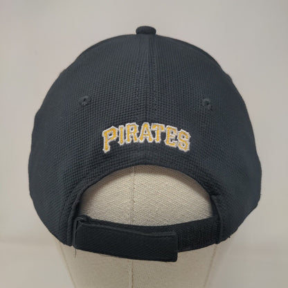 Under Armour Men's Strapback Hat Black OSFA Embroidered Pittsburgh Pirates Logo