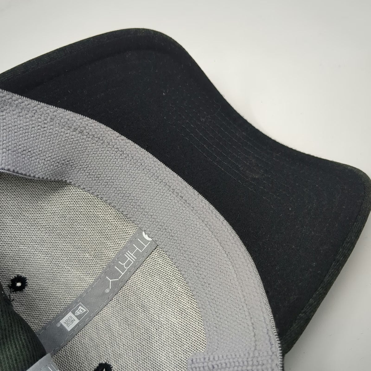 Colorado Rockies MLB New Era Baseball Cap Gray M Metallic Logo Stretch Fit Hat