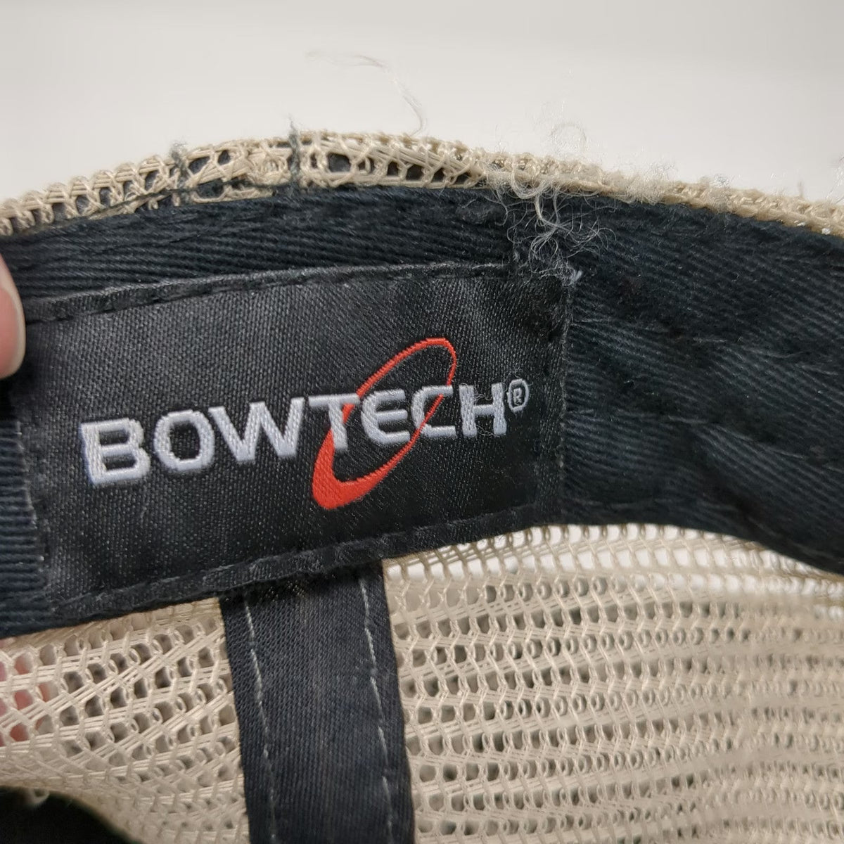 BowTech Baseball Cap Black One Size Mesh Patch Strapback Contrast Stitch Hat