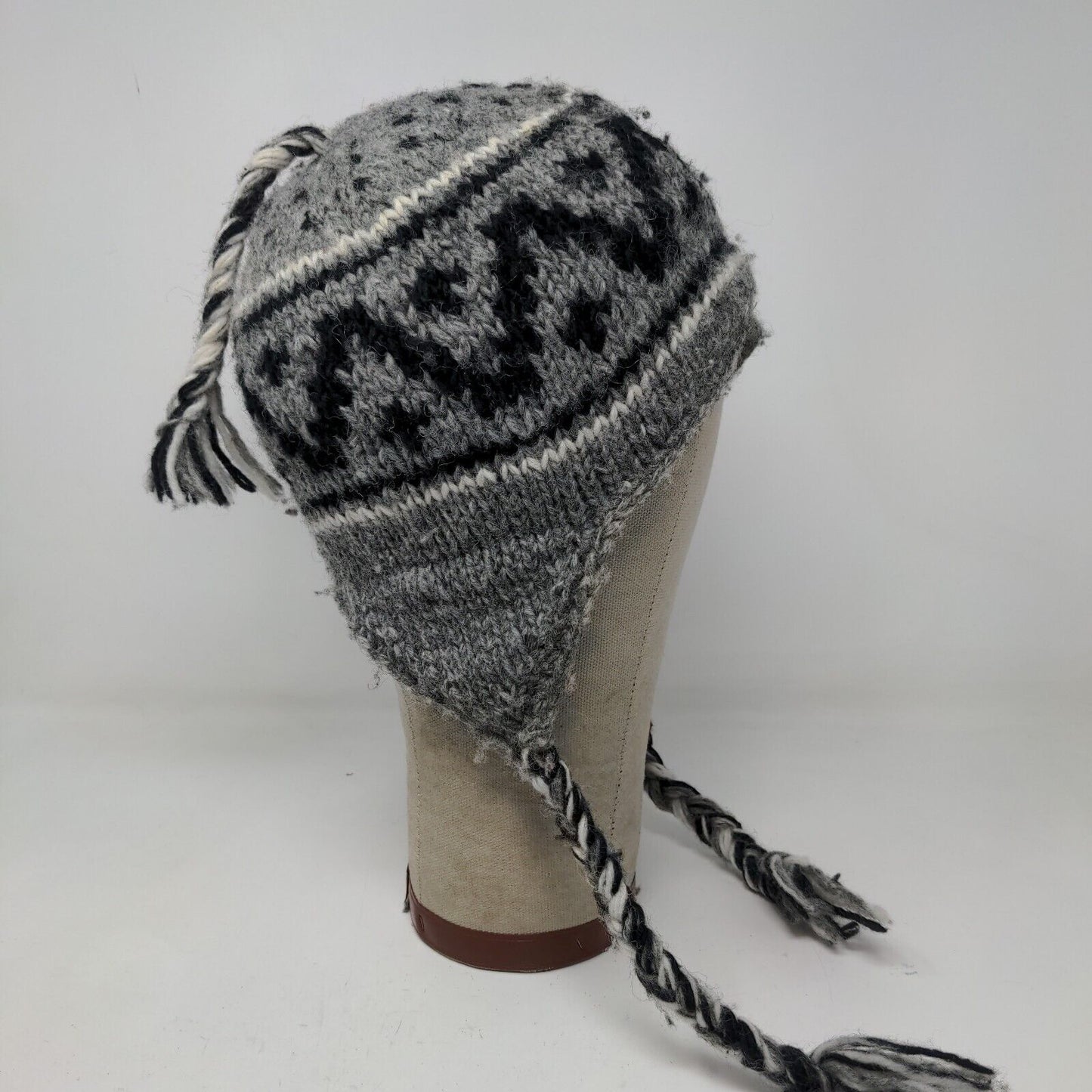 ARK Men's Knit Beanie Trapper Hat Gray Fair Isle 100% Wool Fleece Lined Nepal