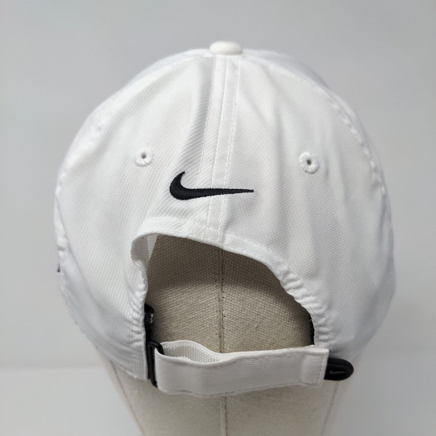 Winners Circle Strapback Hat White M/L Adjustable Nike Club Cap Dri-Fit