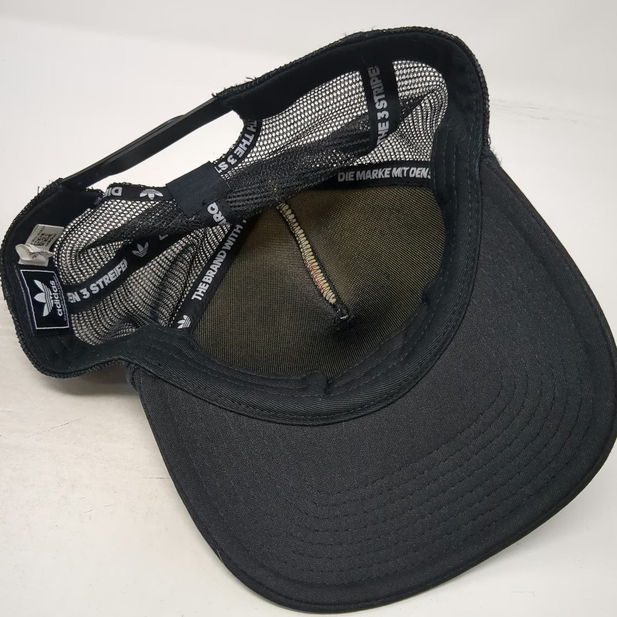 Adidas Trucker Hat White Black One Size Mesh All Over Trefoil Logo Snapback