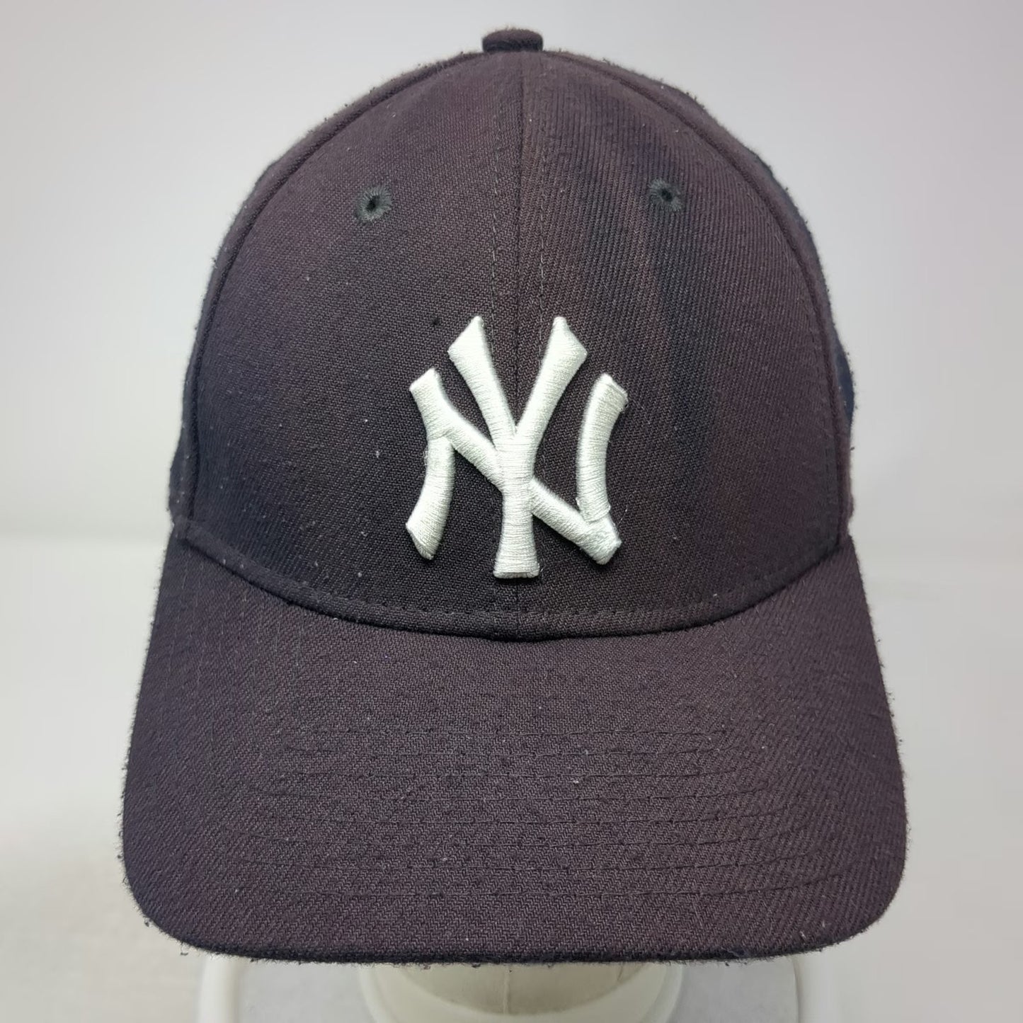 New York Yankees MLB New Era Baseball Cap Blue L 39THIRTY Stretch Fit NY Logo