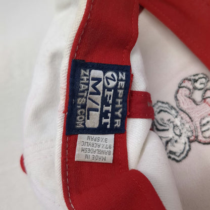 Wisconsin Badgers NCAA Zephyr Cap White L Stretch Fit Bucky Badger Mascot Logo