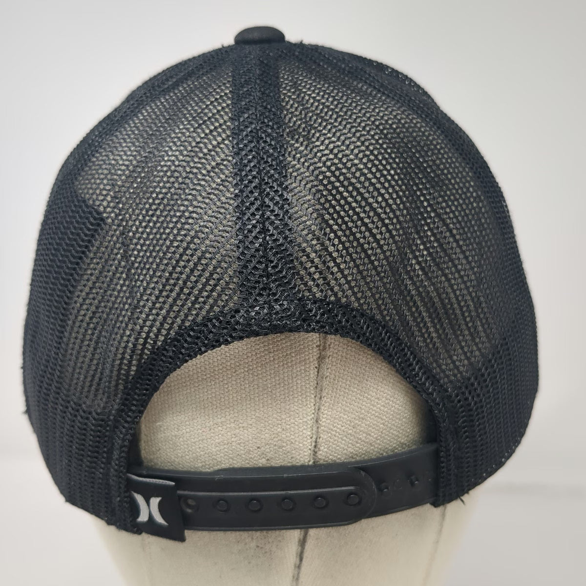 Hurley Trucker Hat Black One Size Mesh Back Snapback Tonal Logo Structured