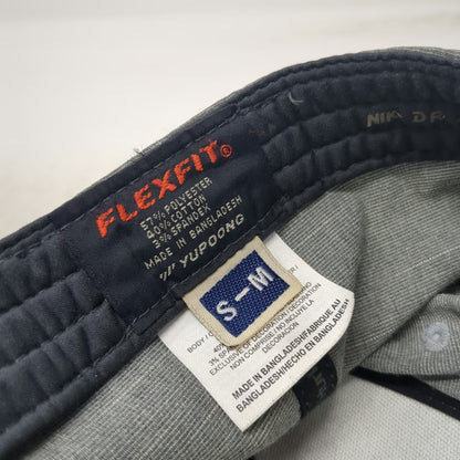 Hurley Baseball Cap Gray M Flexfit Embroidered Logo Curved Brim Stretch Hat