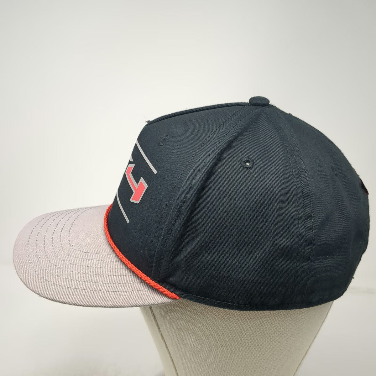 GMC AT4 5 Panel Black Hat One Size Snapback Rope Cotton Gray Brim Logo Graphic