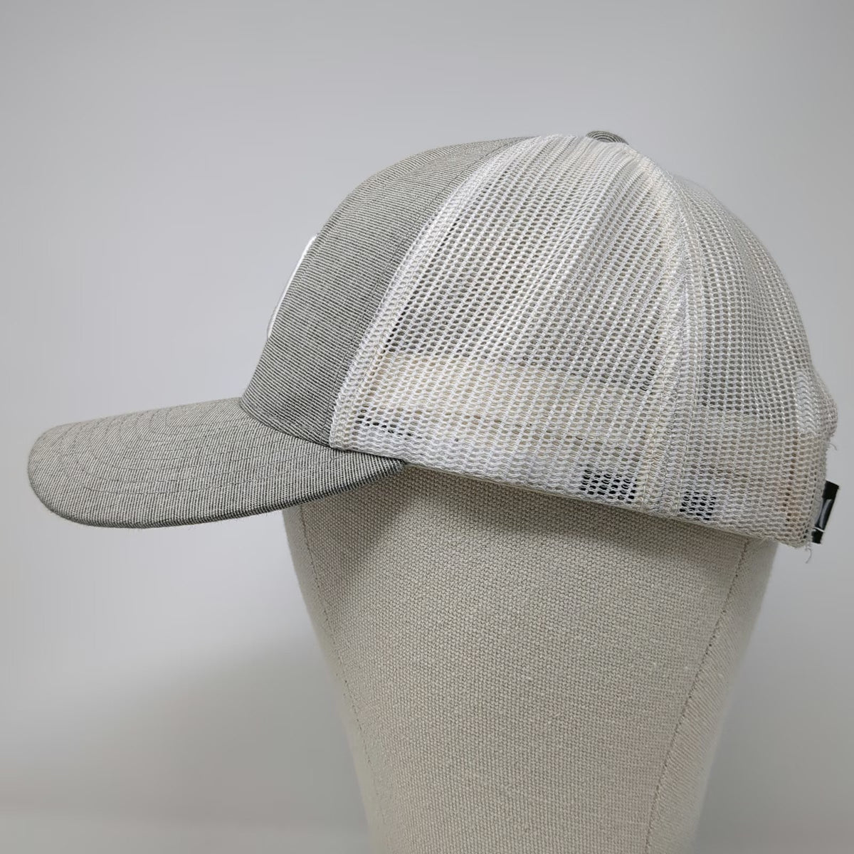 Hurley Trucker Hat Gray White One Size Mesh Snapback Logo Embroidered Surf Cap