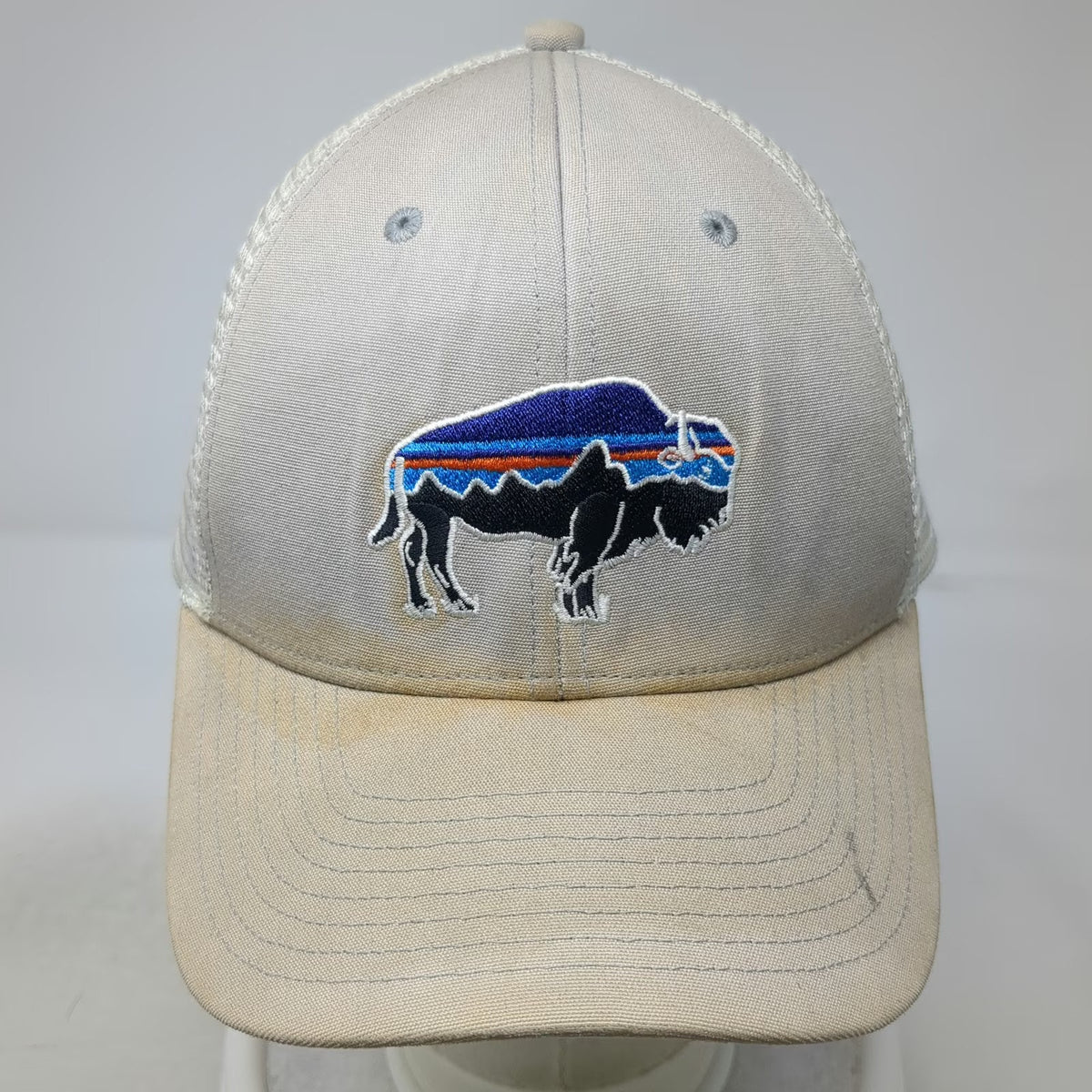 Patagonia Trucker Hat Gray One Size Mesh Back Buffalo Mountain Logo Snapback