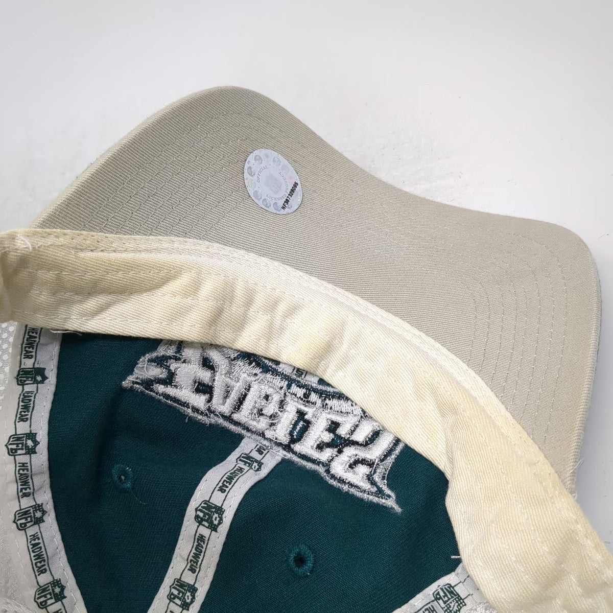 Philadelphia Eagles NFL Reebok Green White One Size Strapback Mesh Back Hat Brim
