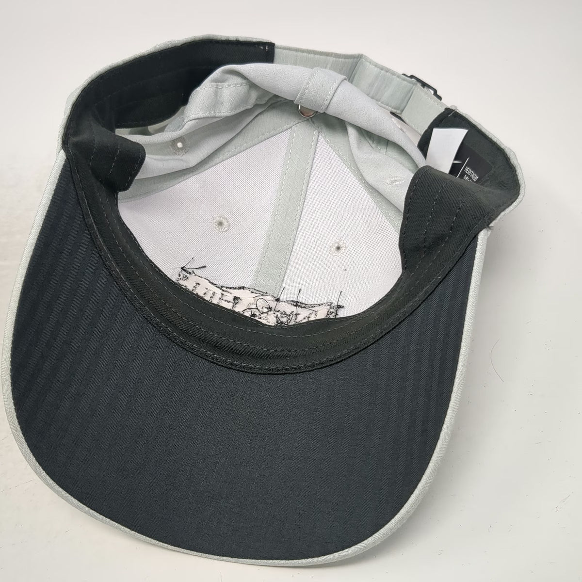 Nike Juniper Hills Country Club Golf Hat Gray One Size Baseball Cap Slideback