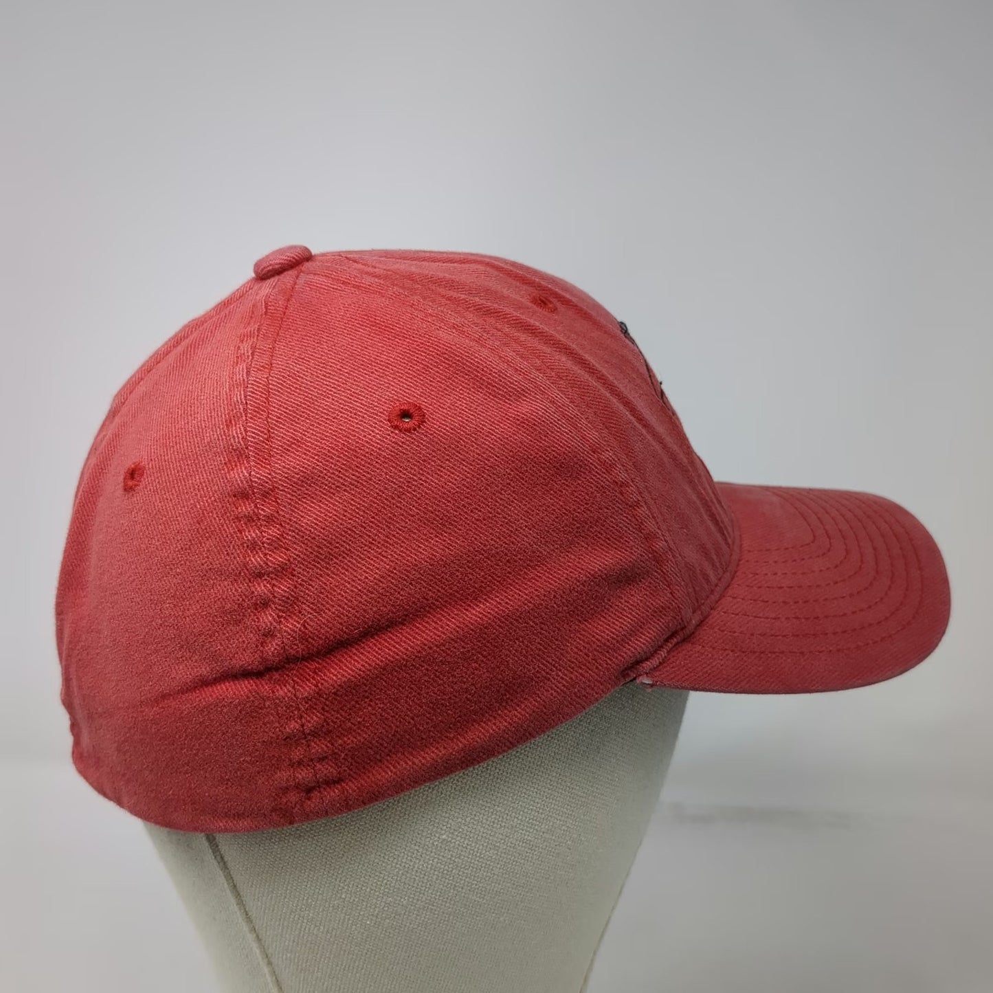 Yupoong Cigarette Racing Team Red M Baseball Cap Fitted Flexfit Offshore Hat