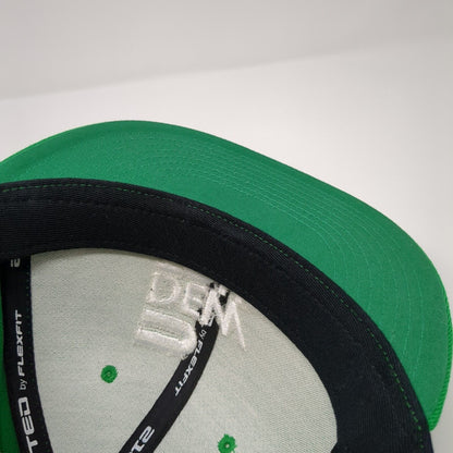Dew Tour 210 Fitted Hat Green Size 6 7/8-7 1/4 Embroidered 6 Panel Flexfit