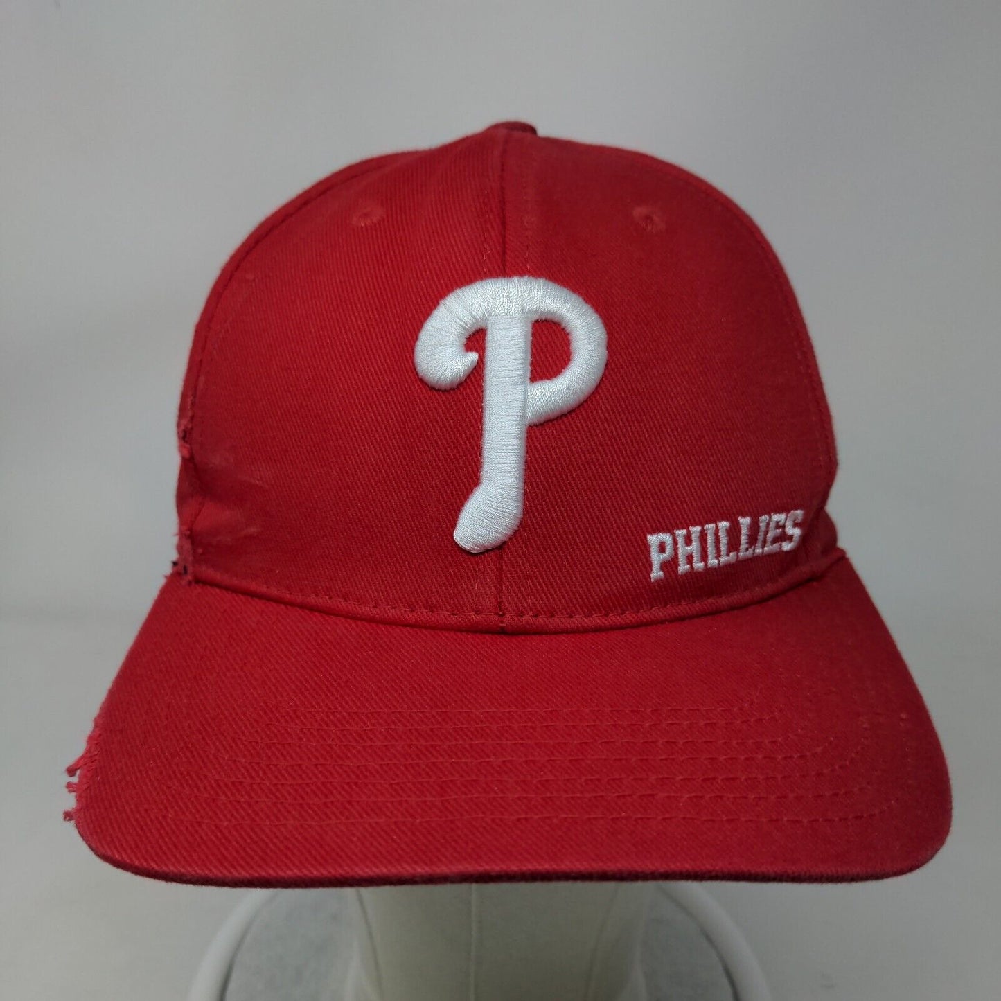 Fan Favorite MLB Strapback Hat Red OSFA Philadelphia Phillies Embroidered Logo