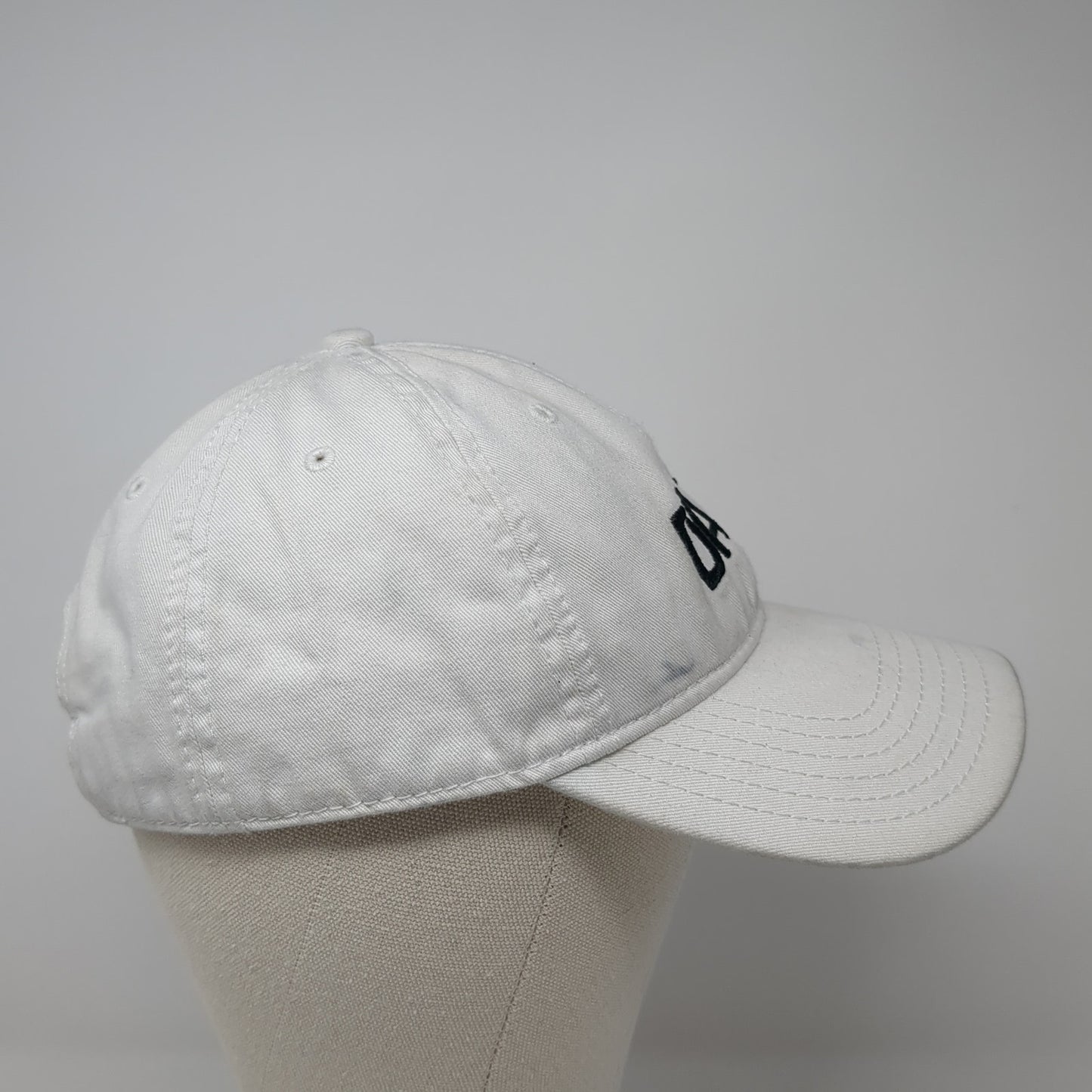 DAD. Slideback Baseball Cap White One Size Adjustable Embroidered 6 Panel
