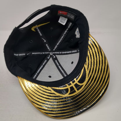 Nike UConn Huskies NCAA Snapback Black Gold One Size 2014 National Champions Hat