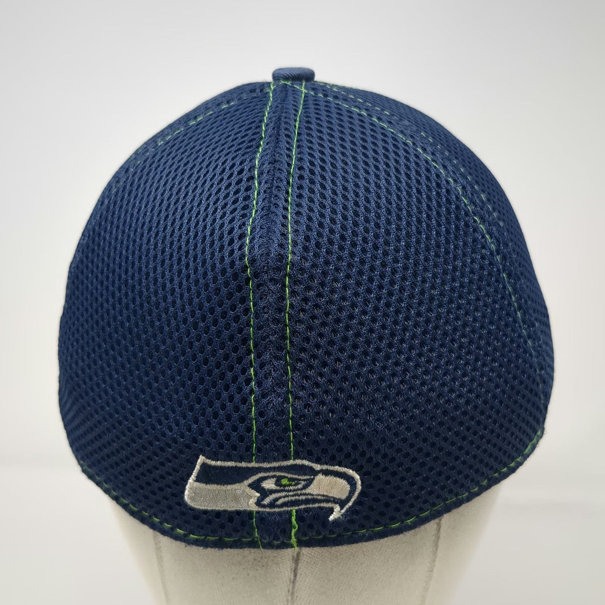 New Era Seattle Seahawks Blue Baseball Cap M NFL Mesh Stretch Fit Logo Hat
