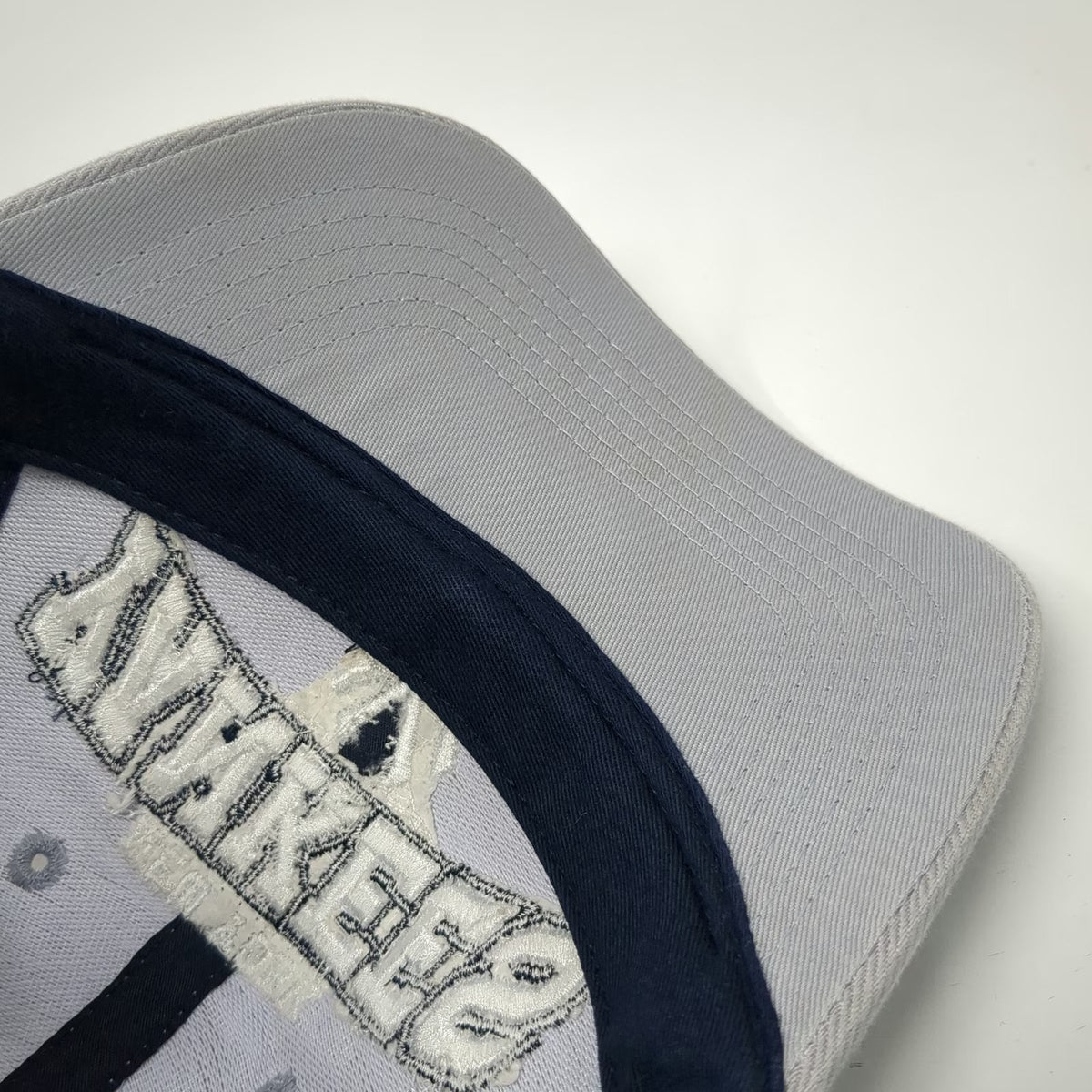 New York Yankees MLB Fan Favorite Baseball Cap Gray Blue One Size Strapback Hat