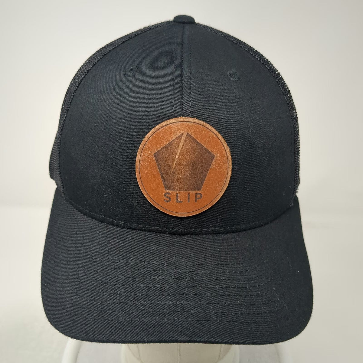 Richardson Baseball Cap Black One Size SLIP Leather Patch Mesh Back Trucker Hat