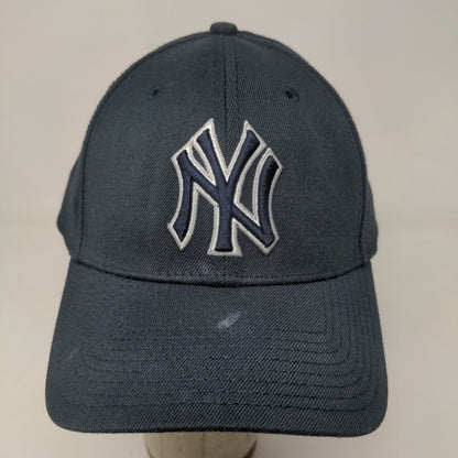 New Era Men's Fitted Hat Black Size M/L Embroidered New York Yankees Logo