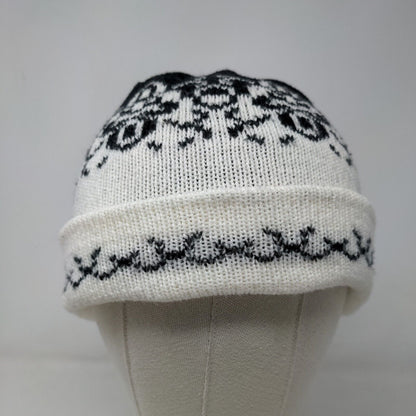 English Village Women's Knit Beanie Hat Cap Black White Fair Isle Acrylic