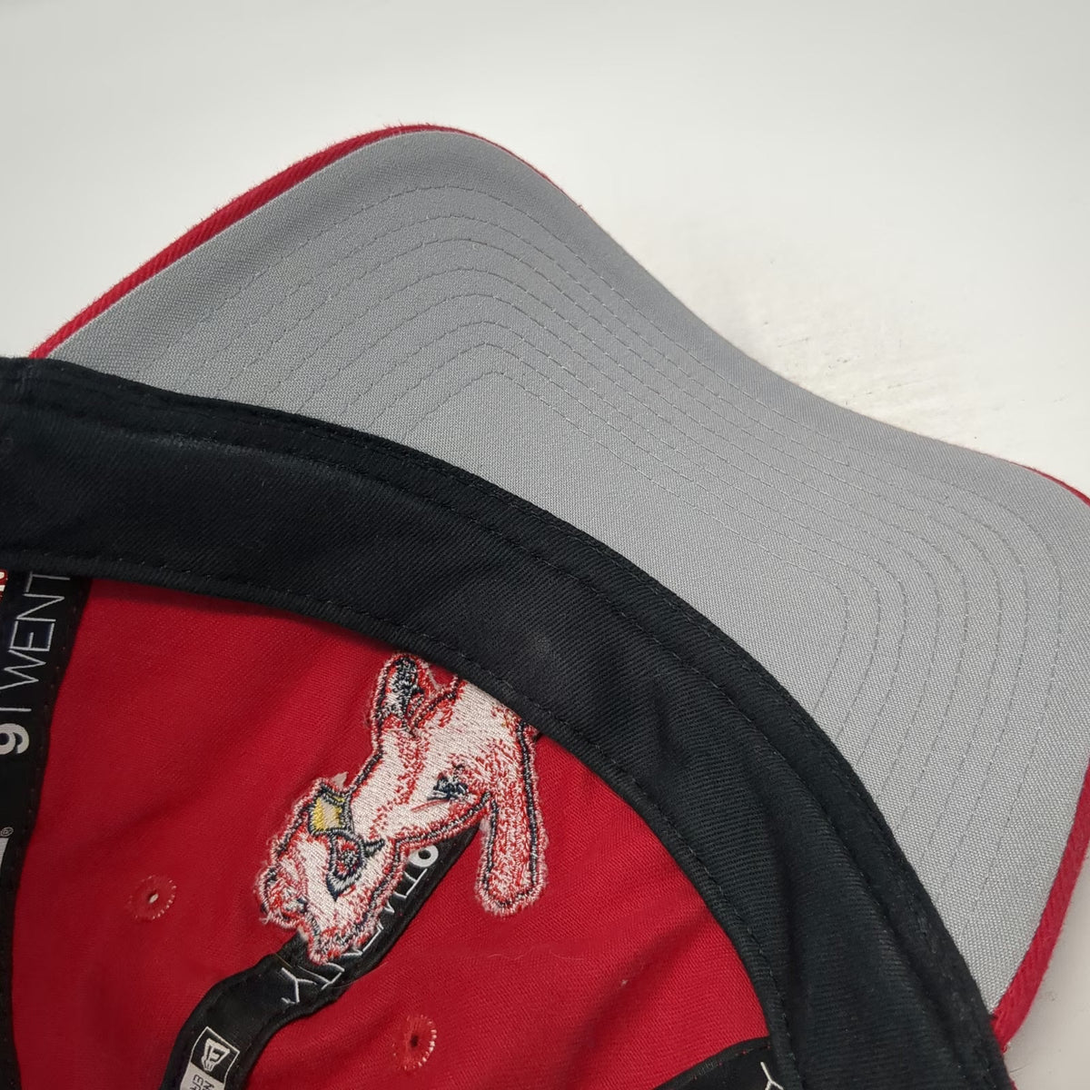 New Era St. Louis Cardinals MLB Baseball Cap Red One Size Mesh Back 9TWENTY Hat