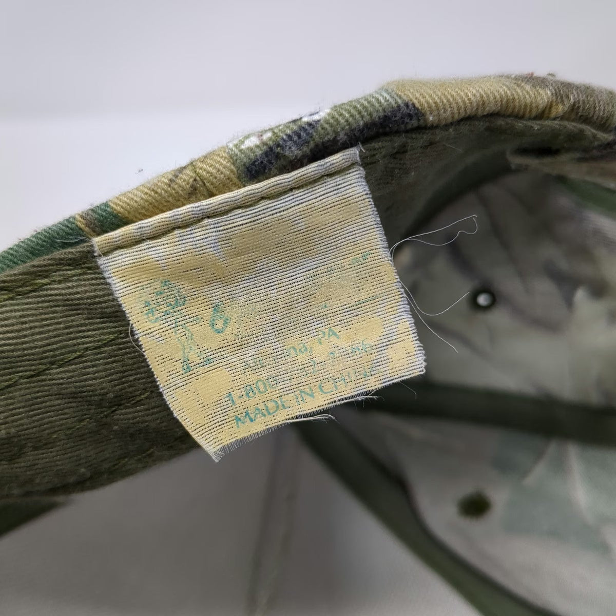 5 Panel Beige Camo One Size Hat Hoss's Steak & Sea 2006 Deer Hunting Outdoor