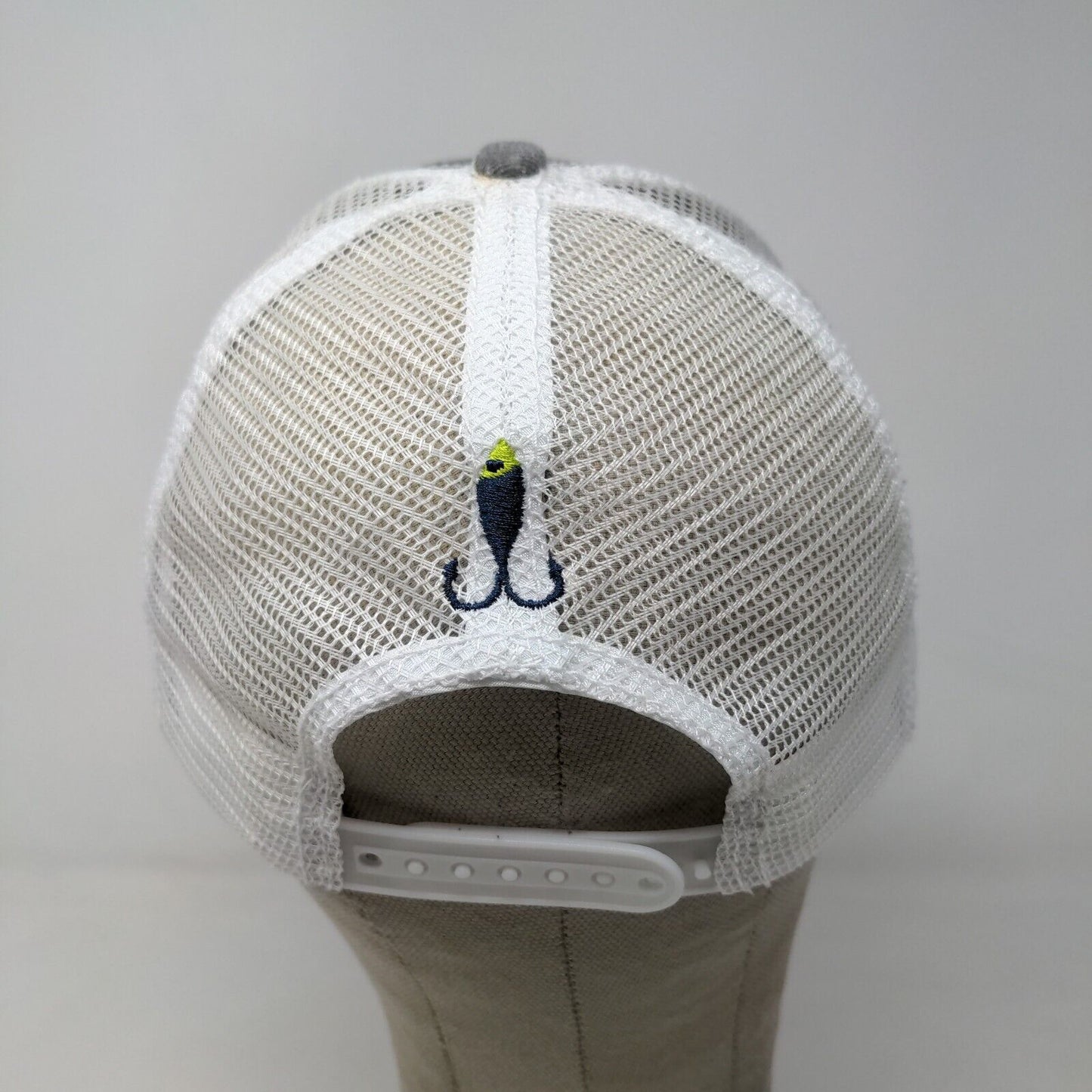 Unbranded Men's Snapback Mesh Back Hat Gray White Myrtle Beach South Carolina