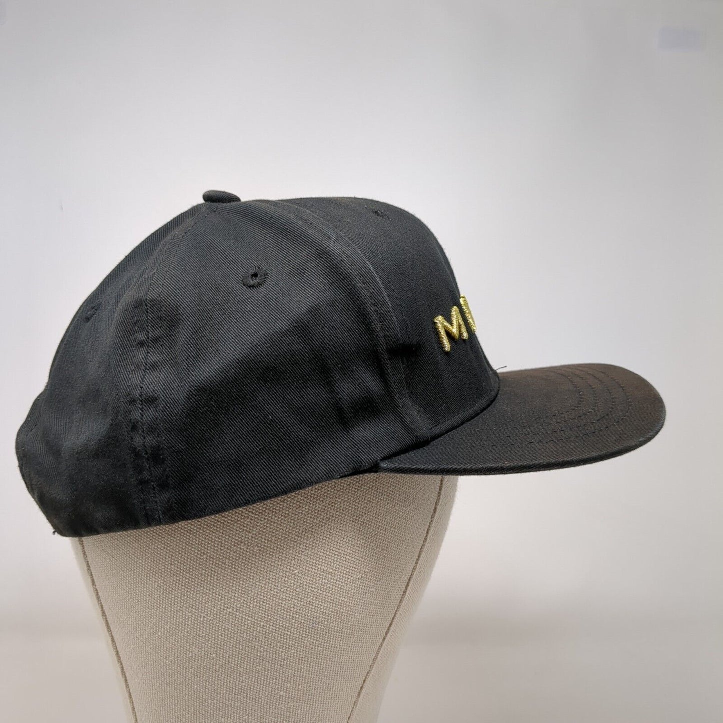 Meraki Gardens Snapback Hat Black OSFA Adjustable Embroidered 6 Panel