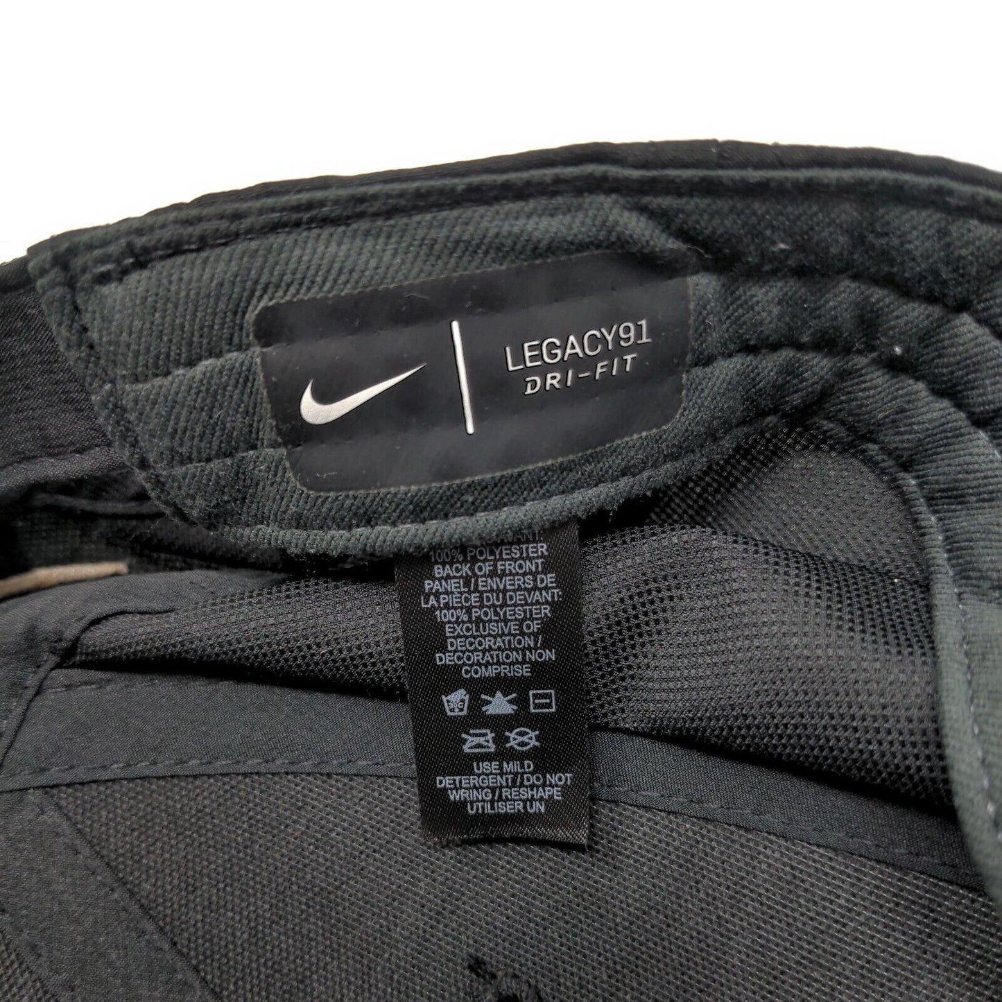 Disney Mickey Mouse Strapback Hat Black OSFM Nike Legacy 91 Dri-Fit