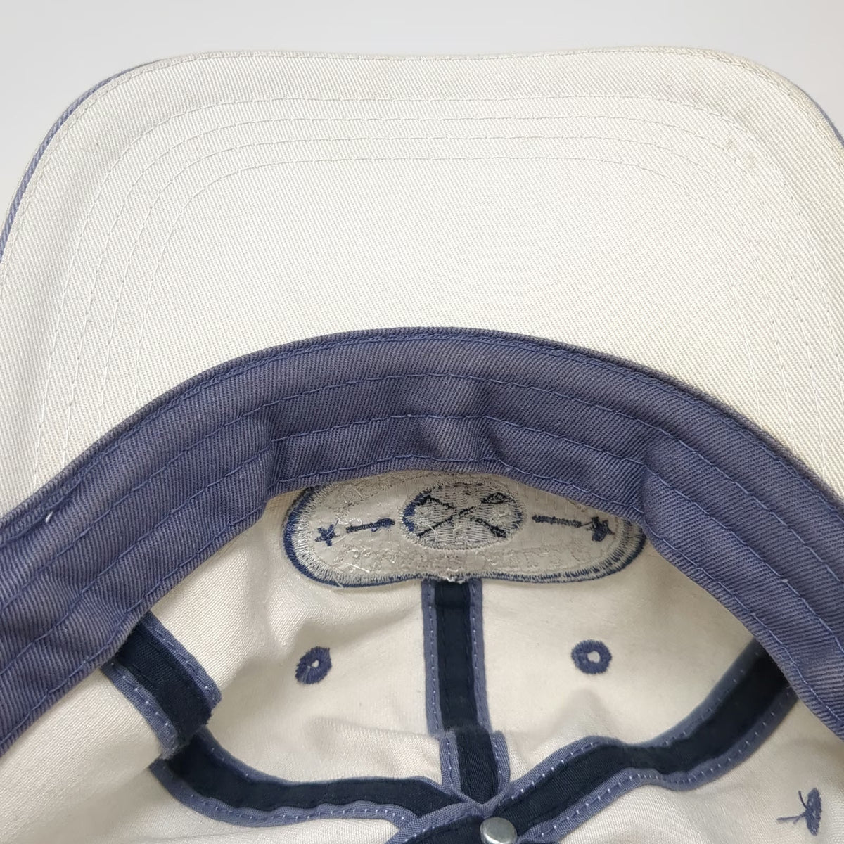 Ahead Baseball Cap White One Size Illahe Hills Member Guest Golf Hat Slideback
