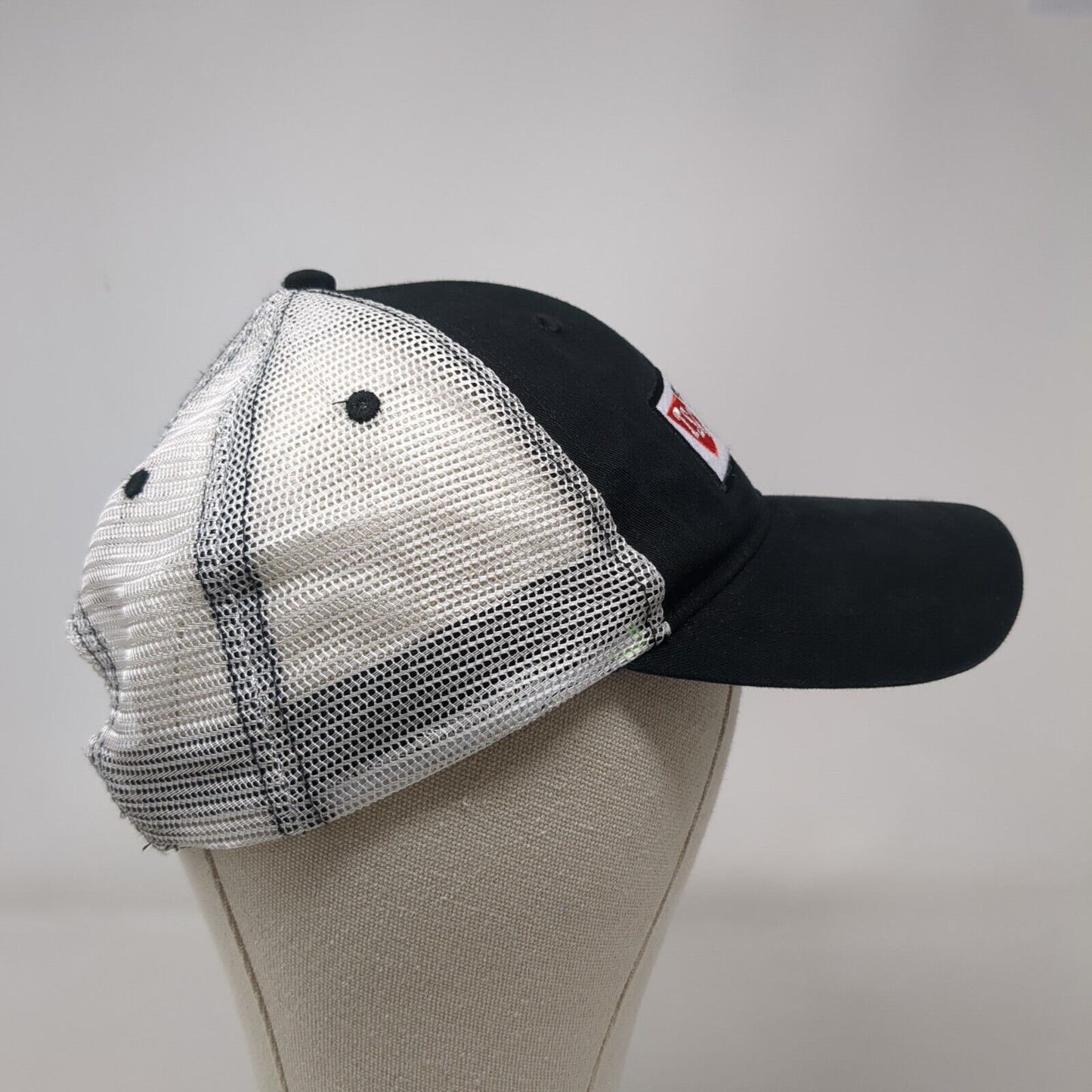 Tractor Supply Co. Snapback Trucker Hat Black OSFM Mesh Back Colorblock