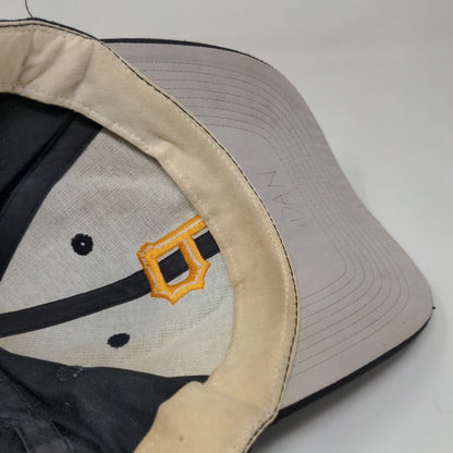 Outdoor Cap Men's Snapback Hat Black Size S-M Embroidered Pittsburgh Pirates MLB