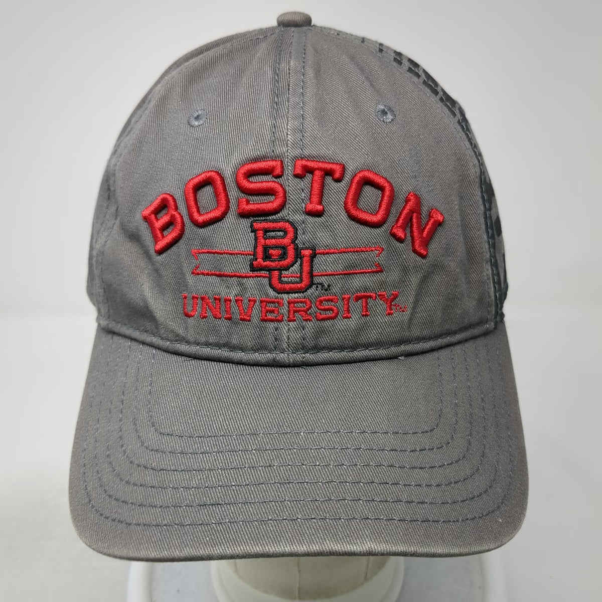 Under Armour NCAA Boston University Cap Gray One Size Slideback BU Logo Red Hat