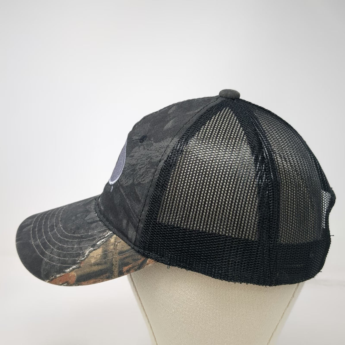 Mossy Oak Baseball Cap Black Gray Camo Mesh Back One Size Strapback Hunting Hat