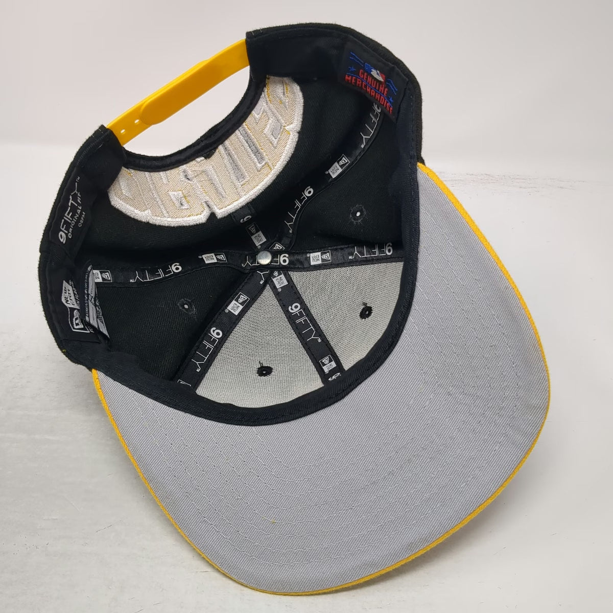 New Era MLB Pittsburgh Pirates Snapback Hat Black Yellow One Size 9FIFTY Brim