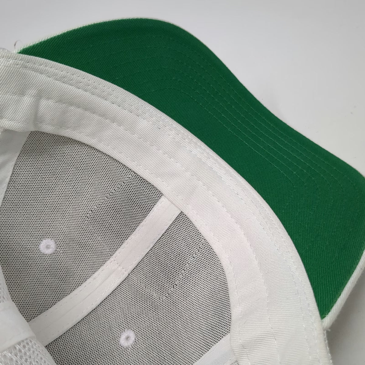 Pukka Trucker Hat White One Size Waterloo Turf Boise ID Snapback Mesh Patch