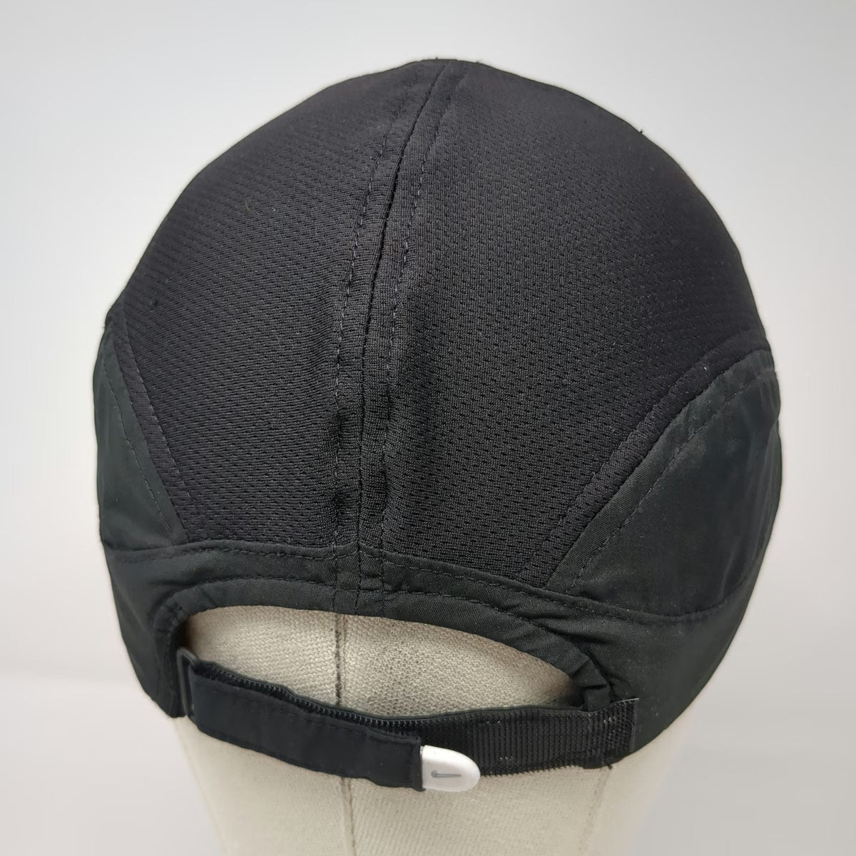 Nike Baseball Cap Black One Size Dri-FIT Mesh Running Performance Strapback Hat