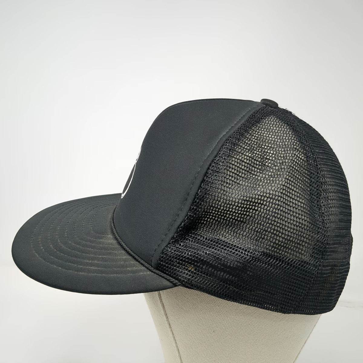 Nissin Trucker Hat Black White OS Fog Mesh Snapback Rope Foam Script Logo