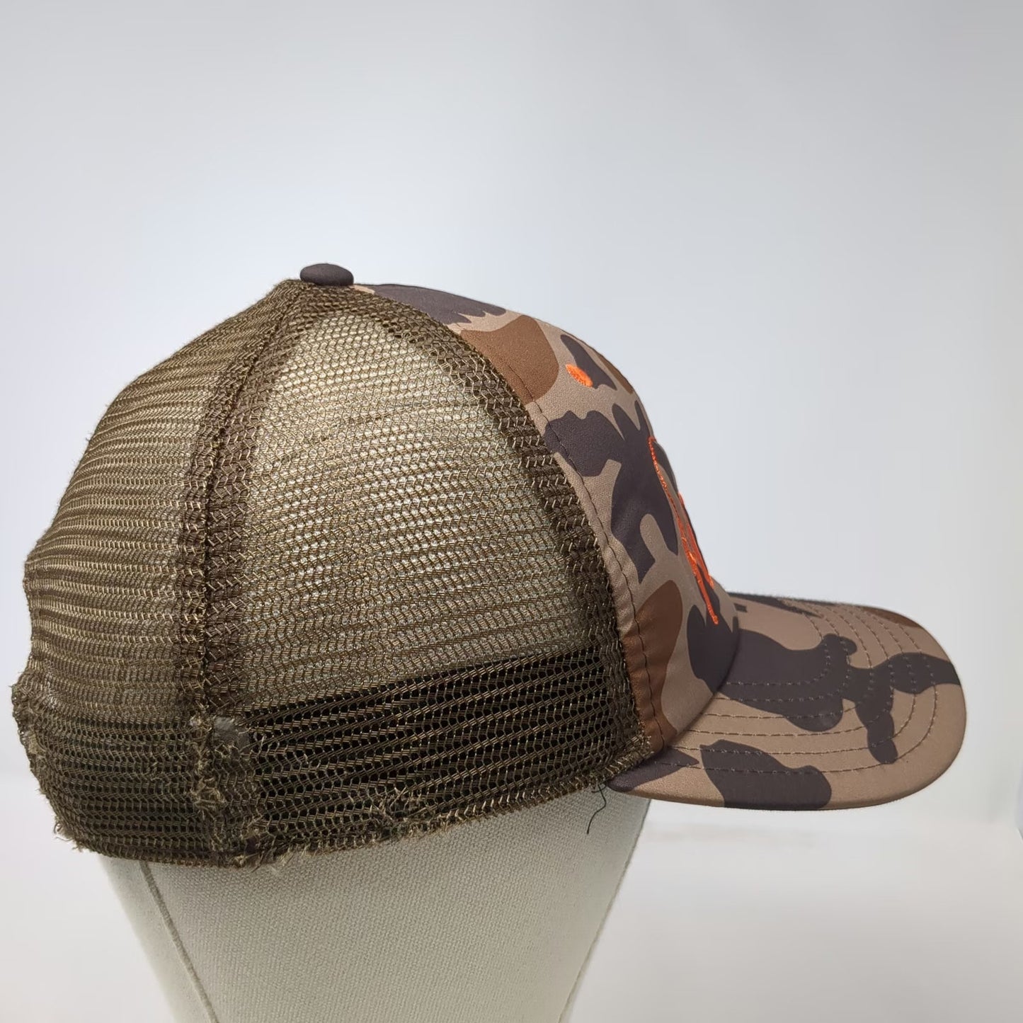 Orvis Trucker Hat Brown Camo One Size Orange Fly Fishing Logo Mesh Snapback