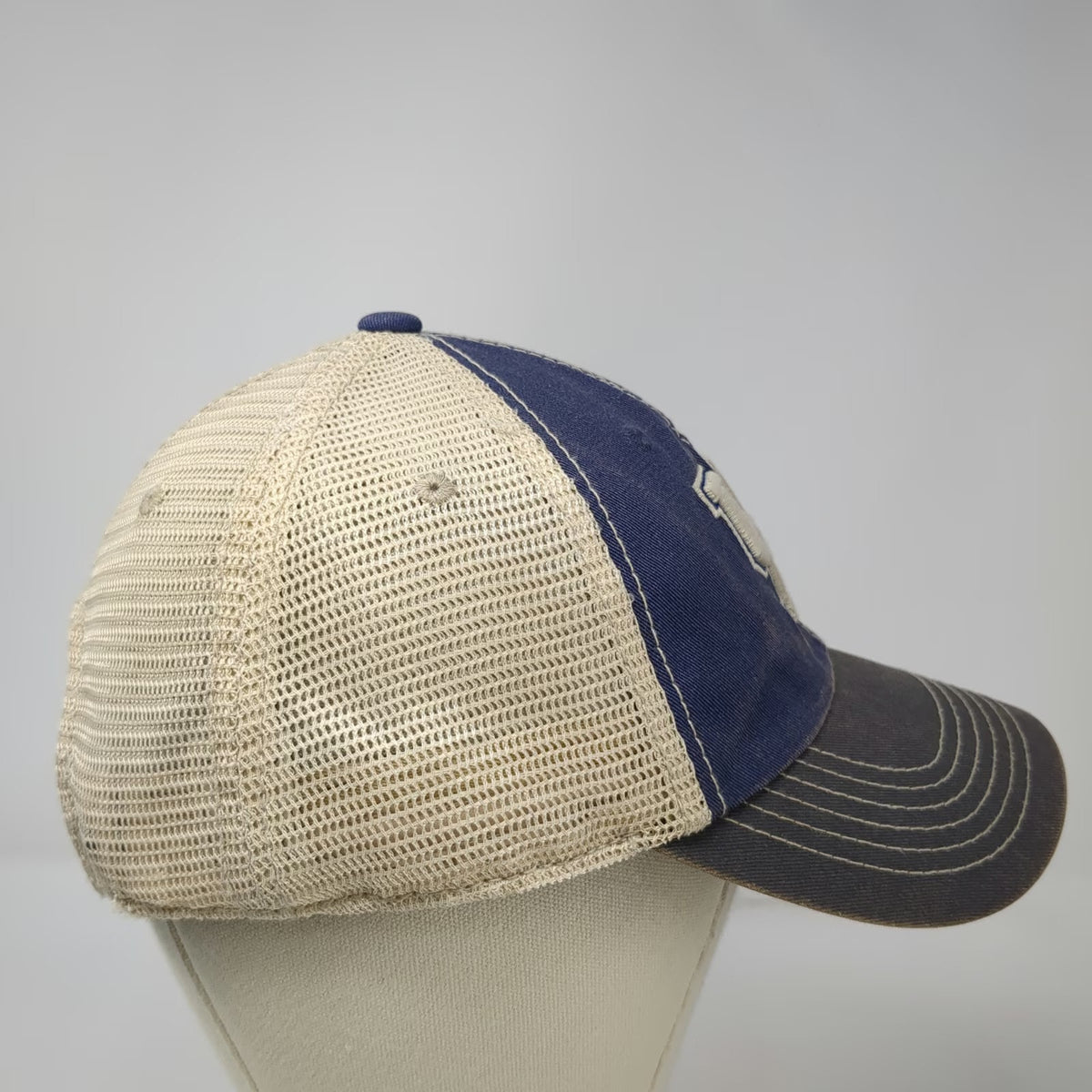 Top of the World Kentucky Wildcats NCAA Trucker Hat Blue Beige Gray One Size OS